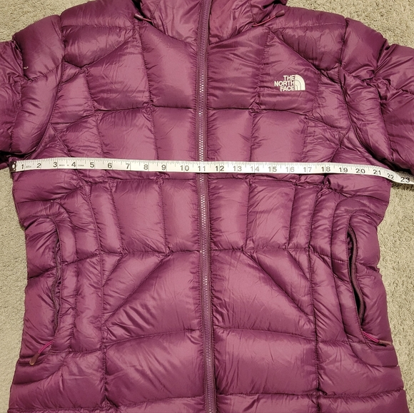 North Face Goose Down Winter Coat - Picture 6 of 9